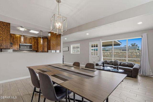 313 MARDI GRAS Drive, El Paso, TX 79912