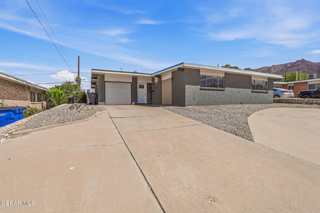 313 MARDI GRAS Drive, El Paso, TX 79912