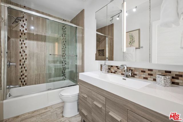24 YAWL Street 2, Marina Del Rey, CA 90292