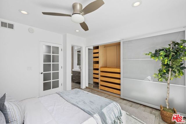 24 YAWL Street 2, Marina Del Rey, CA 90292