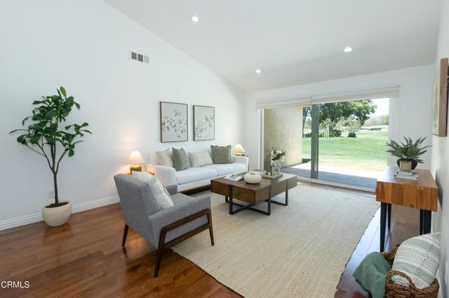 4117 Village 4, Camarillo, CA 93012