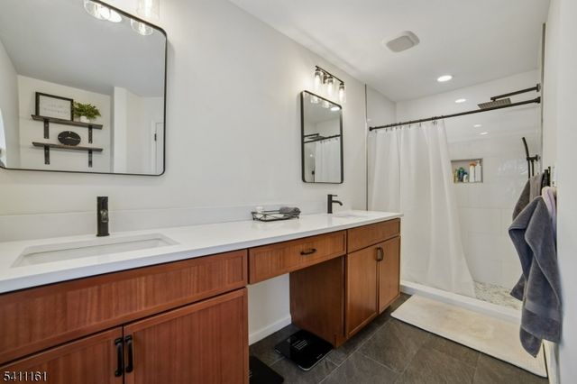 19 Birchwood Road 19, Bedminster Twp., NJ 07921