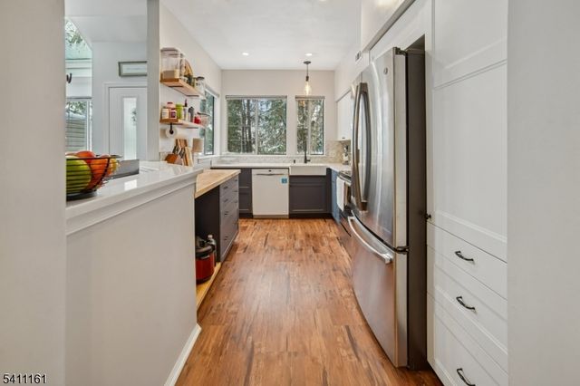 19 Birchwood Road 19, Bedminster Twp., NJ 07921