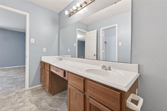 17319 Lobo Trail, Houston, TX 77084