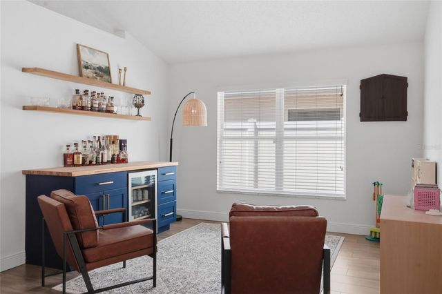 207 TAVESTOCK LOOP, Winter Springs, FL 32708