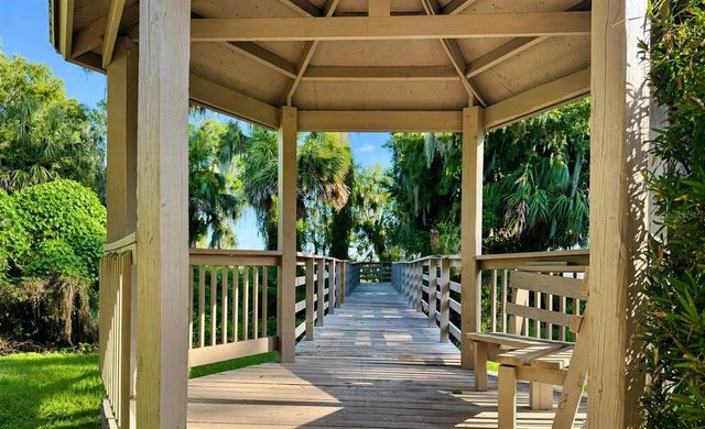 207 TAVESTOCK LOOP, Winter Springs, FL 32708