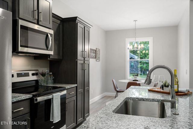 212 Westchester Drive, Crossville, TN 38558