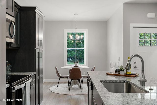 212 Westchester Drive, Crossville, TN 38558