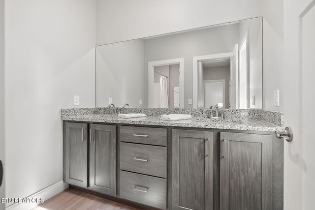 212 Westchester Drive, Crossville, TN 38558