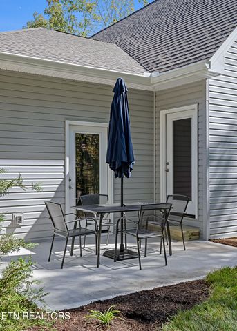 212 Westchester Drive, Crossville, TN 38558