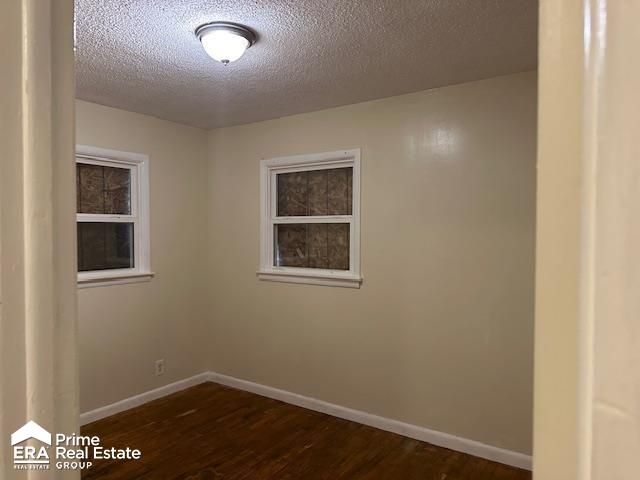 1080 E Cornell Avenue, Flint, MI 48505