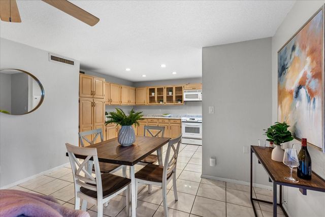 156 SPRINGWOOD CIRCLE A, Longwood, FL 32750