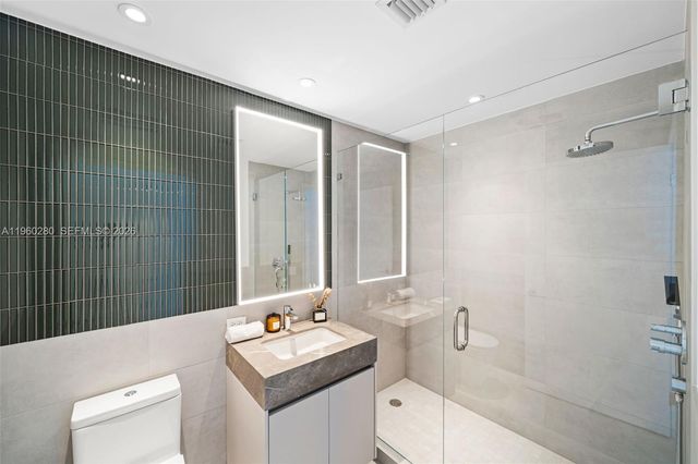 500 Alton 2203, Miami Beach, FL 33139