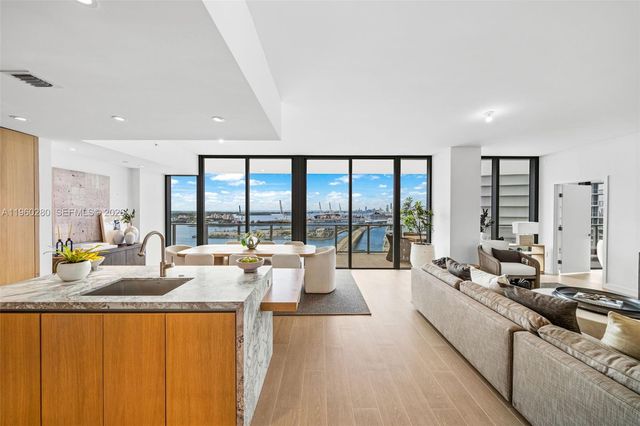 500 Alton 2203, Miami Beach, FL 33139