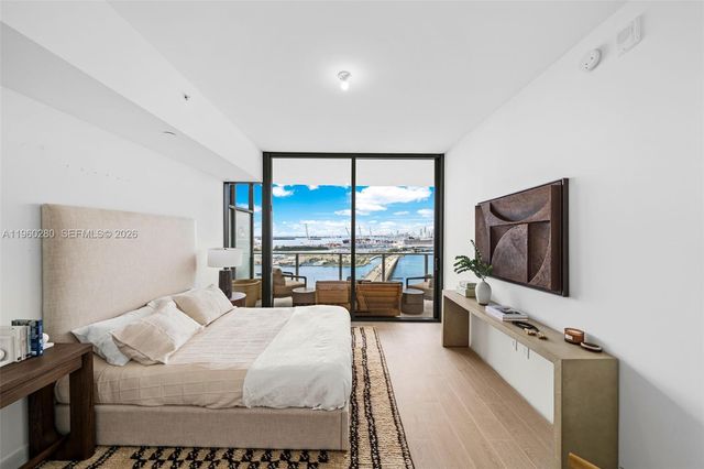 500 Alton 2203, Miami Beach, FL 33139