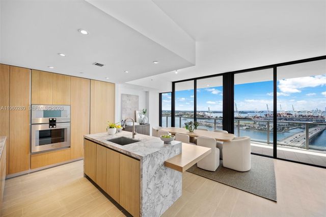 500 Alton 2203, Miami Beach, FL 33139