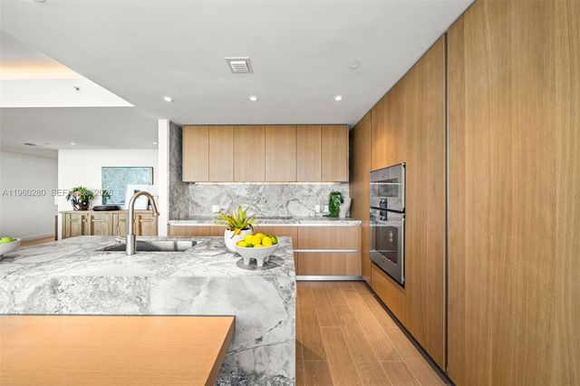 500 Alton 2203, Miami Beach, FL 33139