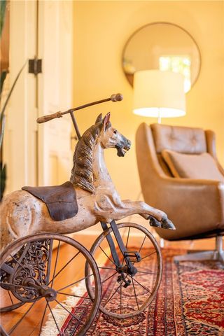 250 N Primrose Avenue, Monrovia, CA 91016