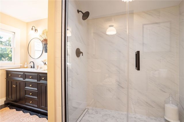 250 N Primrose Avenue, Monrovia, CA 91016