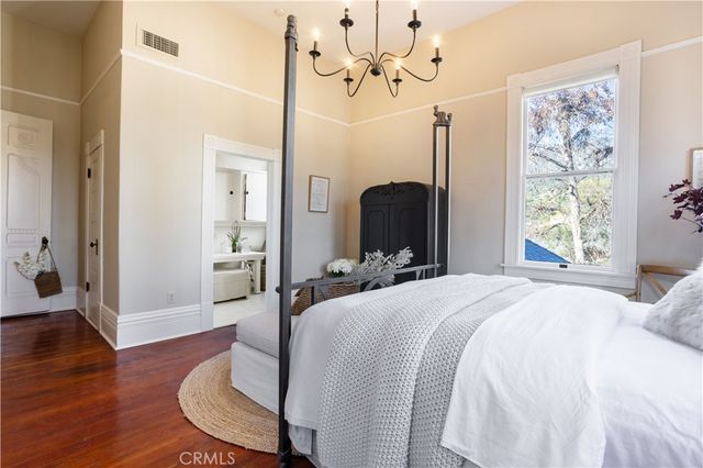 250 N Primrose Avenue, Monrovia, CA 91016