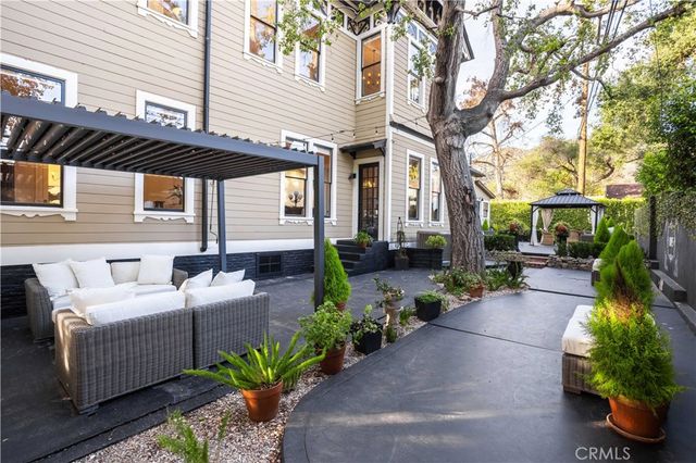 250 N Primrose Avenue, Monrovia, CA 91016