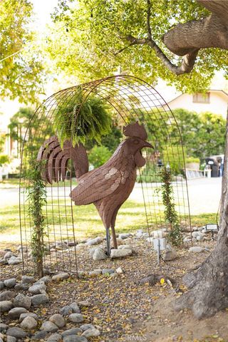 250 N Primrose Avenue, Monrovia, CA 91016