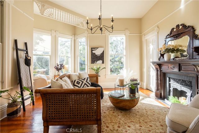 250 N Primrose Avenue, Monrovia, CA 91016