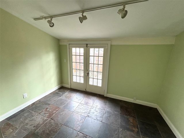 3810 Whitehall Drive, Dallas, TX 75229