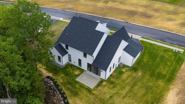 421 CANNON WAY, Lebanon, PA 17042