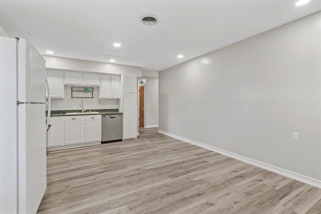 2015 Salem Street, Irving, TX 75061