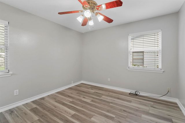 2015 Salem Street, Irving, TX 75061