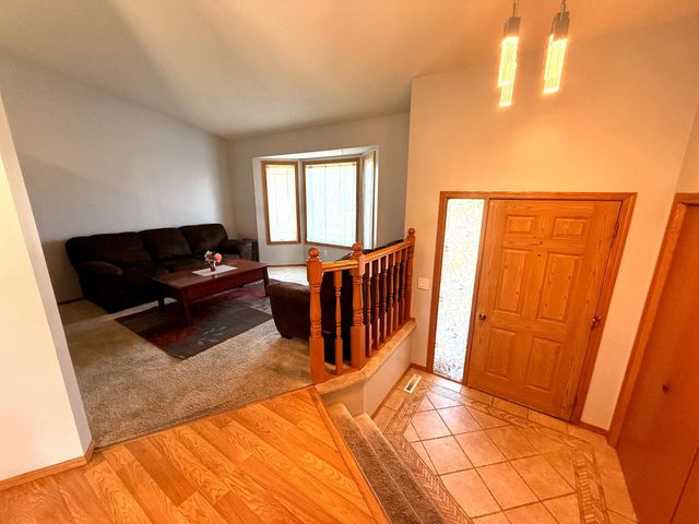 2062 122nd Avenue NW, Coon Rapids, MN 55448