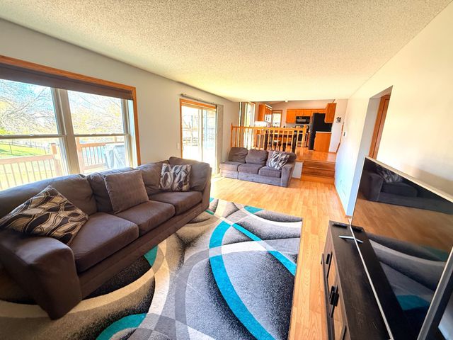 2062 122nd Avenue NW, Coon Rapids, MN 55448