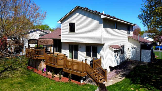 2062 122nd Avenue NW, Coon Rapids, MN 55448