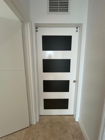 2525 SW 3rd Ave 1402, Miami, FL 33129