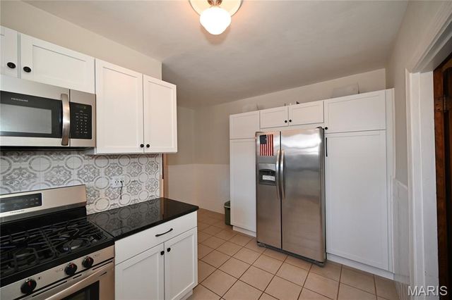 737 Cumberland Drive, St Louis, MO 63125