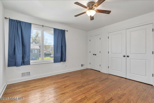 10 Illinois Avenue, Port Monmouth, NJ 07758