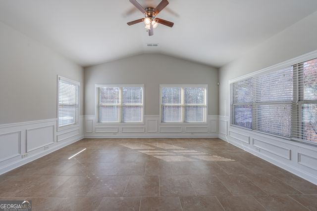 11 Autumn Wood Drive SE, Cartersville, GA 30120