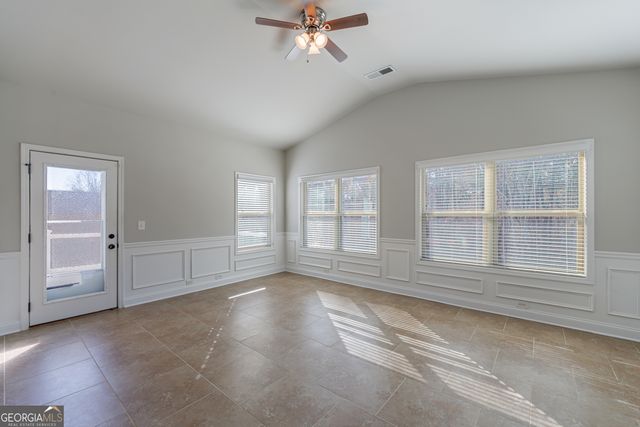 11 Autumn Wood Drive SE, Cartersville, GA 30120