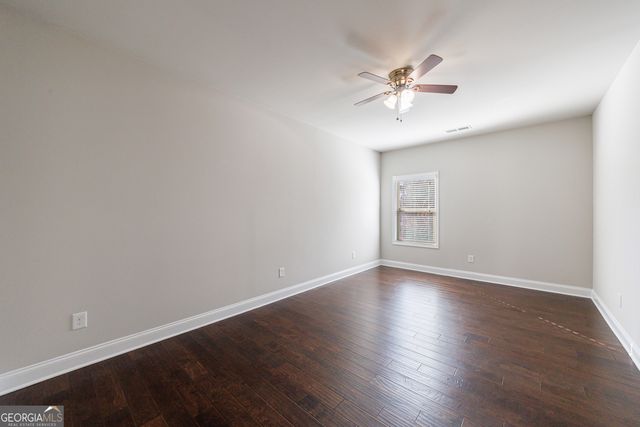 11 Autumn Wood Drive SE, Cartersville, GA 30120