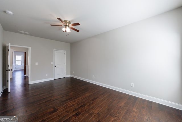 11 Autumn Wood Drive SE, Cartersville, GA 30120