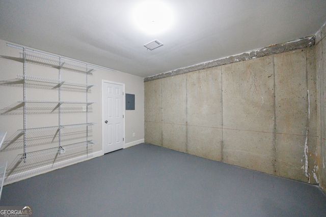 11 Autumn Wood Drive SE, Cartersville, GA 30120