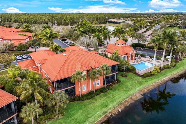 6446 Legacy CIR 102, Naples, FL 34113