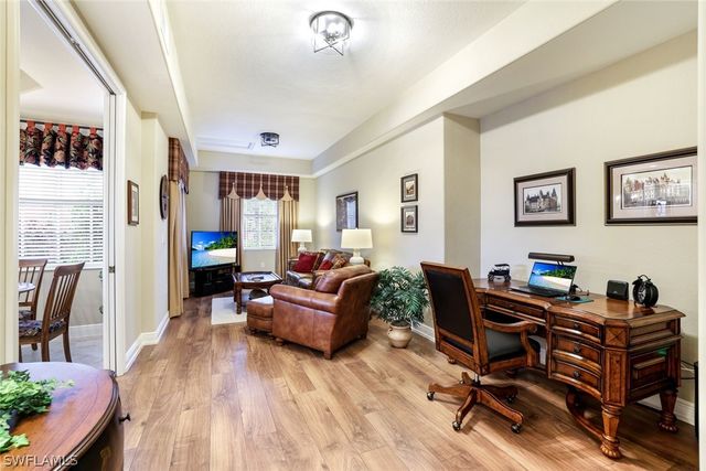 6446 Legacy CIR 102, Naples, FL 34113