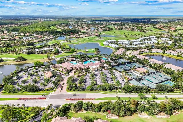 6446 Legacy CIR 102, Naples, FL 34113