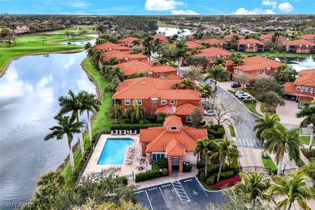 6446 Legacy CIR 102, Naples, FL 34113