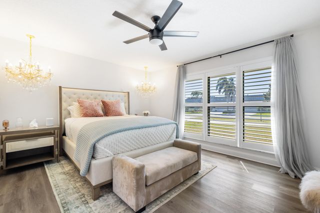 2831 SE Fairway W, Stuart, FL 34997