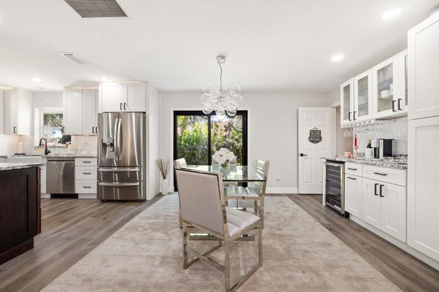 2831 SE Fairway W, Stuart, FL 34997