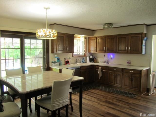 32529 Firwood Drive, Warren, MI 48088