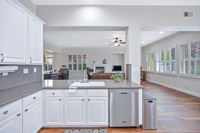 5966 Tanus Cir, Rocklin, CA 95677